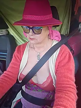 Snapshot of MucMilf59 chatting on November 16, 2025, 8:30 am MucMilf59 online show from November 16, 2025, 8:30 am