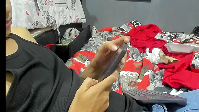 SandraGoldstein online show from October 31, 2025, 3:03 am