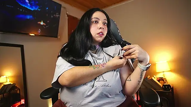 coraline latin online show from April 17, 2026, 12:02 am