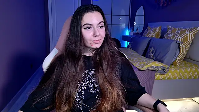 Foxohlove online show from September 26, 2025, 5:20 pm