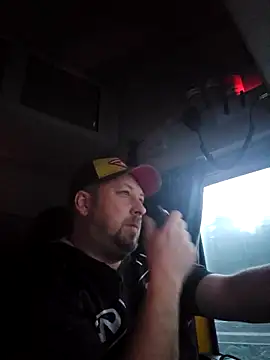 Snapshot of ktmtom247 chatting on February 5, 2026, 6:42 am ktmtom247 online show from February 5, 2026, 6:42 am