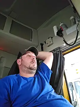 Snapshot of ktmtom247 chatting on December 19, 2024, 10:02 am ktmtom247 online show from December 19, 2024, 10:02 am