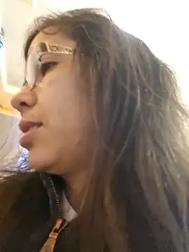 rposhta1991 online show from October 19, 2025, 7:44 am