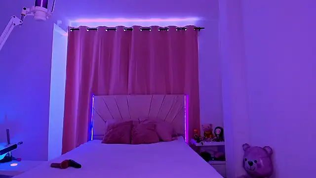 Snapshot of Body69ld chatting on February 11, 2026, 9:47 pm Body69ld online show from February 11, 2026, 9:47 pm