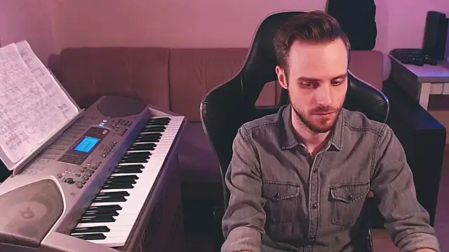 Sweetparker online show from November 16, 2025, 9:51 pm