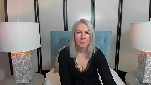 Snapshot of EricaTop chatting on February 21, 2026, 6:04 am EricaTop online show from February 21, 2026, 6:04 am