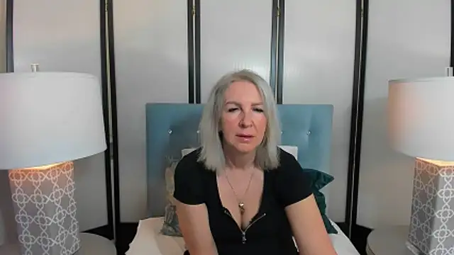 EricaTop online show from May 9, 2026, 4:49 am