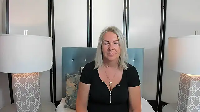 EricaTop online show from March 22, 2025, 6:00 am