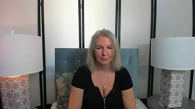 EricaTop online show from February 22, 2025, 9:34 am