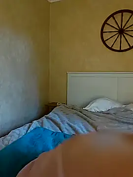 SwedishJennifer online show from October 2, 2025, 3:15 pm