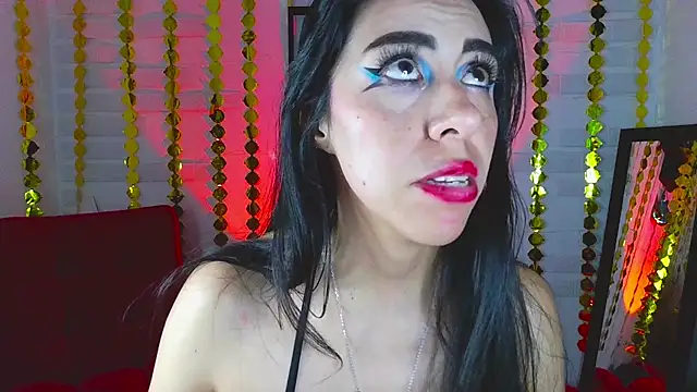 Snapshot of sky_girl1 chatting on February 28, 2025, 6:54 am sky girl1 online show from February 28, 2025, 6:54 am