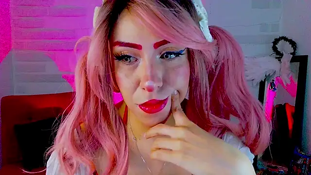 Snapshot of sky_girl1 chatting on November 26, 2025, 6:57 am sky girl1 online show from November 26, 2025, 6:57 am