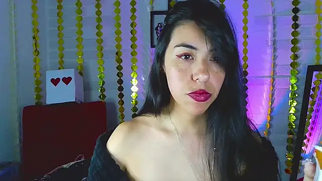 Snapshot of sky_girl1 chatting on March 9, 2025, 12:42 am sky girl1 online show from March 9, 2025, 12:42 am