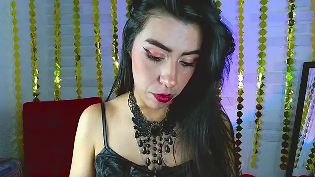 Snapshot of sky_girl1 chatting on March 7, 2025, 4:33 pm sky girl1 online show from March 7, 2025, 4:33 pm