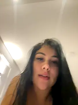 adrianalobo online show from October 11, 2025, 1:39 am