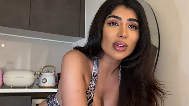 ArabicBarbie online show from December 14, 2025, 10:48 pm