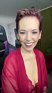 RubyLynne online show from April 11, 2026, 8:45 pm