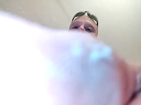 lilpervt online show from February 20, 2026, 5:37 am