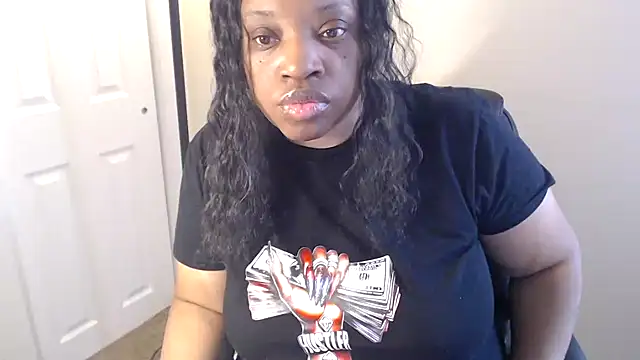 Snapshot of Sexymona1218 chatting on April 26, 2026, 5:54 pm Sexymona1218 online show from April 26, 2026, 5:54 pm