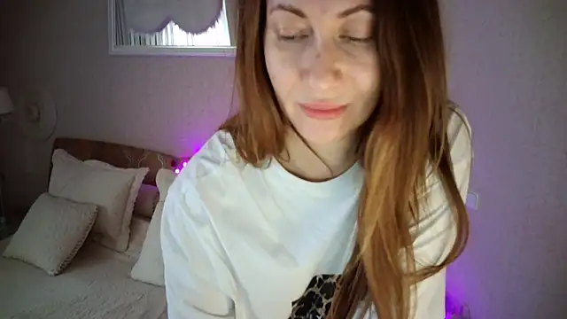 Snapshot of Luna_Hoty chatting on March 10, 2025, 7:33 am Luna Hoty online show from March 10, 2025, 7:33 am