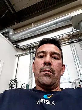 dick81 online show from July 16, 2026, 12:46 pm