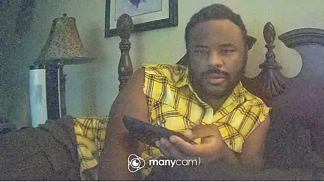 StudMuffin702 online show from December 5, 2024, 11:56 pm