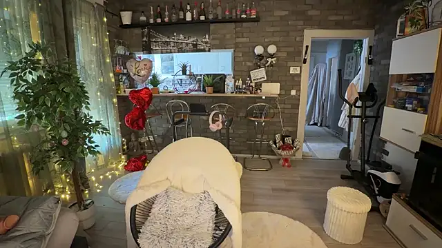 Snapshot of Monageil chatting on March 3, 2026, 10:11 am Monageil online show from March 3, 2026, 10:11 am