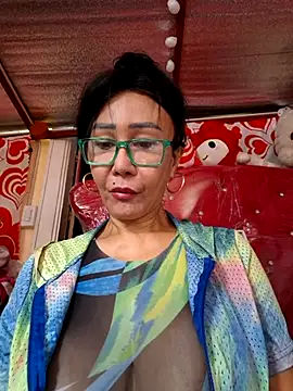 Snapshot of sweetieme chatting on January 6, 2026, 12:47 am sweetieme online show from January 6, 2026, 12:47 am