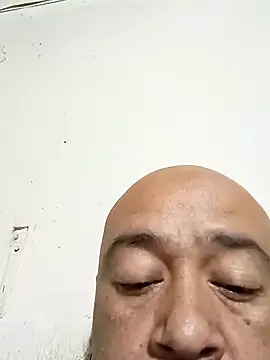 Snapshot of GeorgeVergaGrues chatting on February 2, 2025, 11:00 pm GeorgeVergaGrues online show from February 2, 2025, 11:00 pm