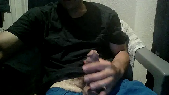 loozamangos online show from September 24, 2025, 4:41 am