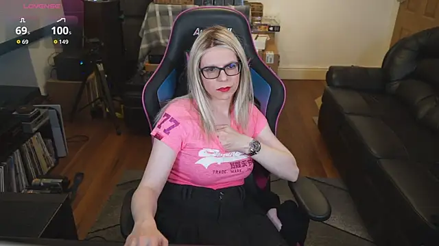 KelseyCobalt online show from October 17, 2025, 6:21 pm