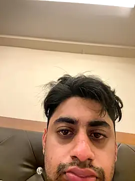 Popps39 online show from November 19, 2025, 7:03 pm