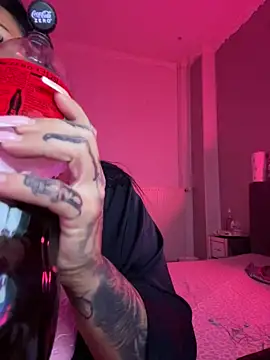  MelinaCurves  online show from April 5, 2026, 7:42 pm