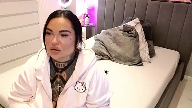  MelinaCurves  online show from March 15, 2025, 10:55 pm