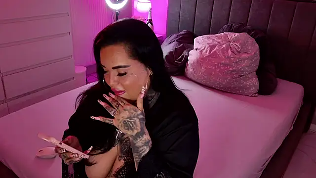  MelinaCurves  online show from March 14, 2025, 11:00 pm