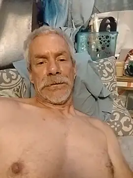 Biknight online show from April 10, 2026, 2:40 am