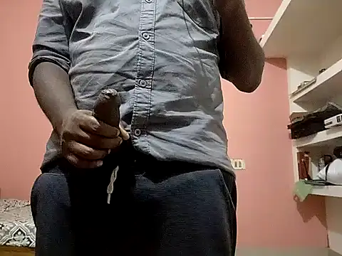 Aneesh007m online show from November 3, 2025, 6:22 pm