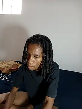 Snapshot of africa_deluxe chatting on February 3, 2026, 1:05 pm africa deluxe online show from February 3, 2026, 1:05 pm