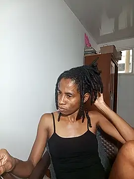 Snapshot of africa_deluxe chatting on February 11, 2026, 10:20 pm africa deluxe online show from February 11, 2026, 10:20 pm