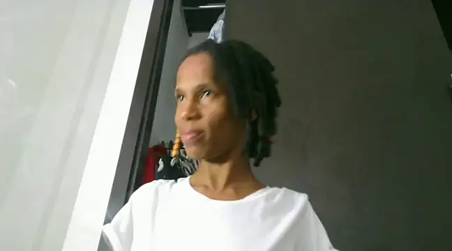 africa deluxe online show from February 20, 2025, 7:52 pm