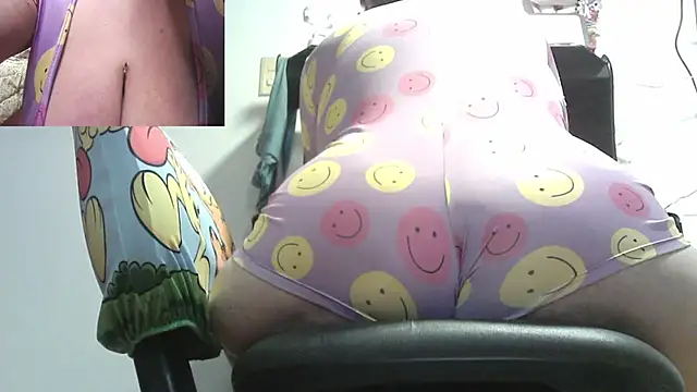 zoe hotxxx online show from March 6, 2026, 2:39 am