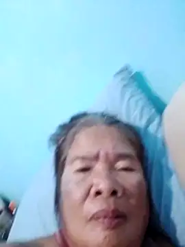 Snapshot of sexylizzy4u chatting on February 18, 2026, 3:52 pm sexylizzy4u online show from February 18, 2026, 3:52 pm