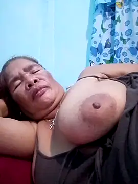 sexylizzy4u online show from October 4, 2025, 2:51 pm