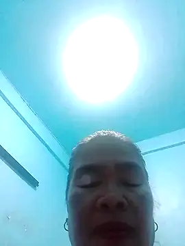 sexylizzy4u online show from September 22, 2025, 8:15 pm