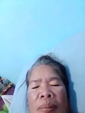 Snapshot of sexylizzy4u chatting on February 21, 2026, 11:07 pm sexylizzy4u online show from February 21, 2026, 11:07 pm