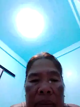 sexylizzy4u online show from March 15, 2025, 2:45 pm