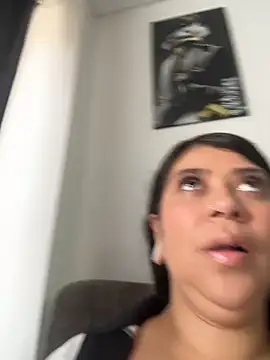 emilyjohanson online show from June 3, 2026, 3:39 pm