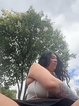 emilyjohanson online show from April 8, 2026, 3:57 pm