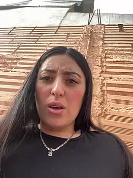 Sofhi corolinne31 online show from February 20, 2025, 9:31 pm