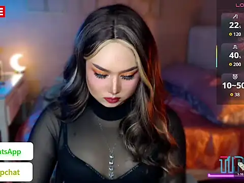 HOTnWILDalice online show from October 27, 2025, 12:55 am